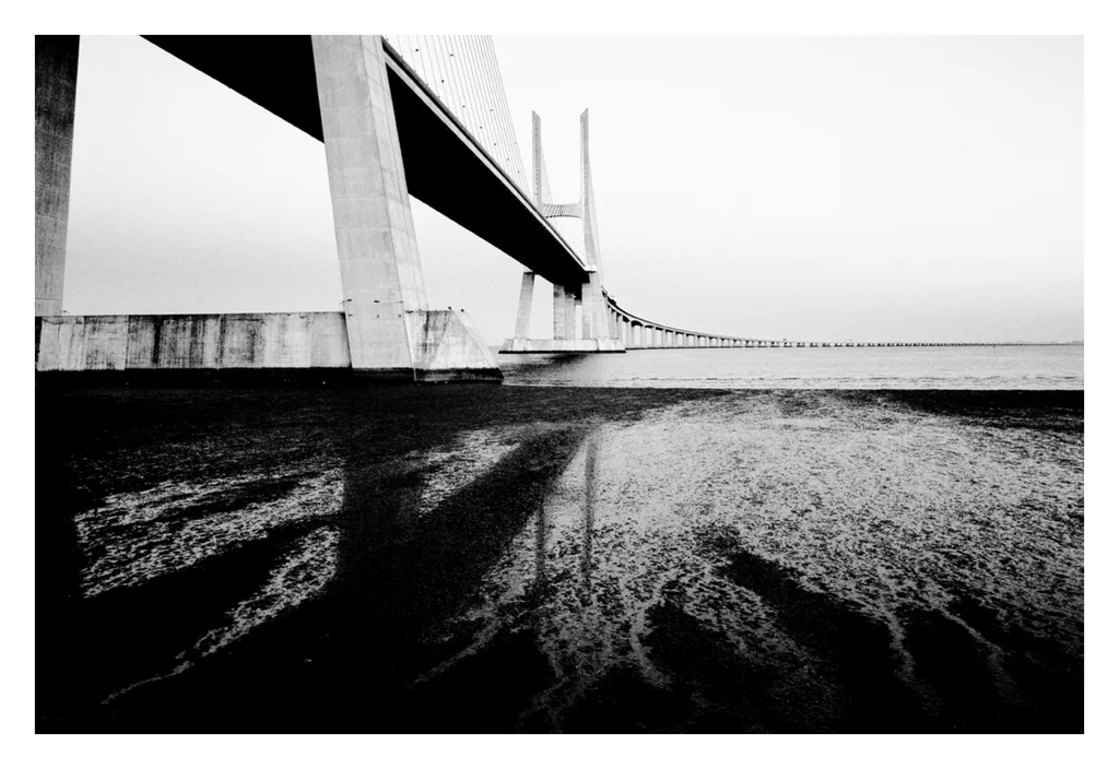 Lisboa não é a cidade perfeita, spread 5 of 31