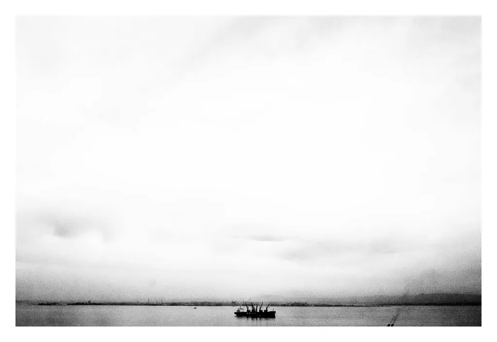Lisboa não é a cidade perfeita, spread 27 of 31