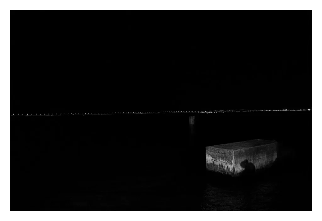 Lisboa não é a cidade perfeita, spread 29 of 31